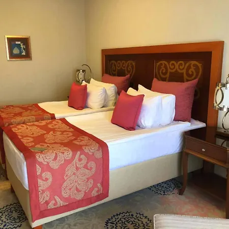 Hotel Luxury Colony & Casino 5*