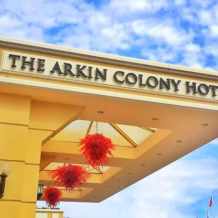 Luxury Colony & Casino