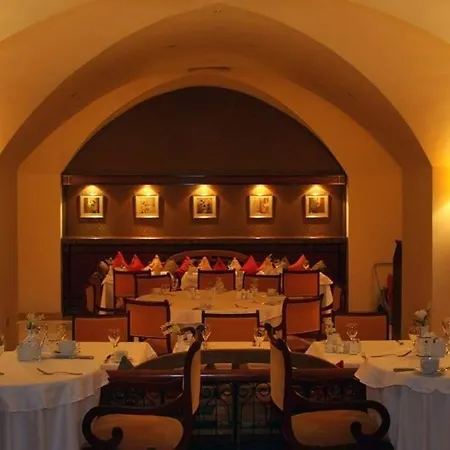 Ξενοδοχείο Luxury Colony & Casino 5*