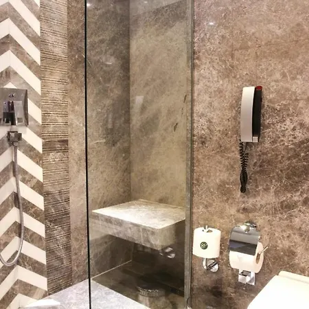 Luxury Colony & Casino Κερύνεια