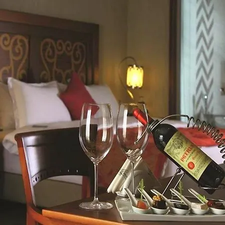 Hotel Luxury Colony & Casino 5*